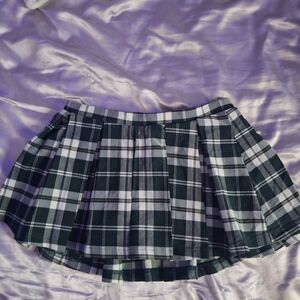 Pleated Black and White Plaid Mini Skirt